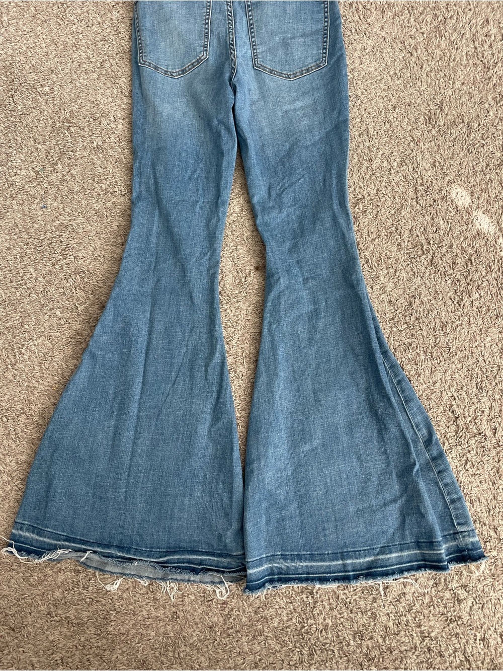 We The Free Bell Bottom Flare Jeans - Picture 8 of 9